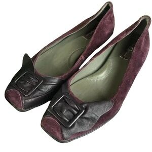 Born Crown Suede Leather Comfort Flats Wine Burgundy Bow Buckle Shoes Size 6.5